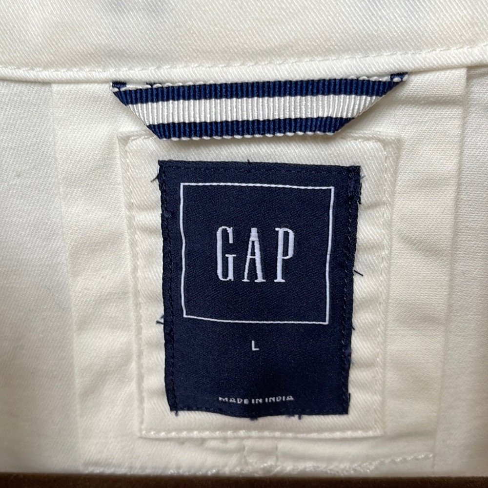 GAP Jacket - Picture 2 of 8